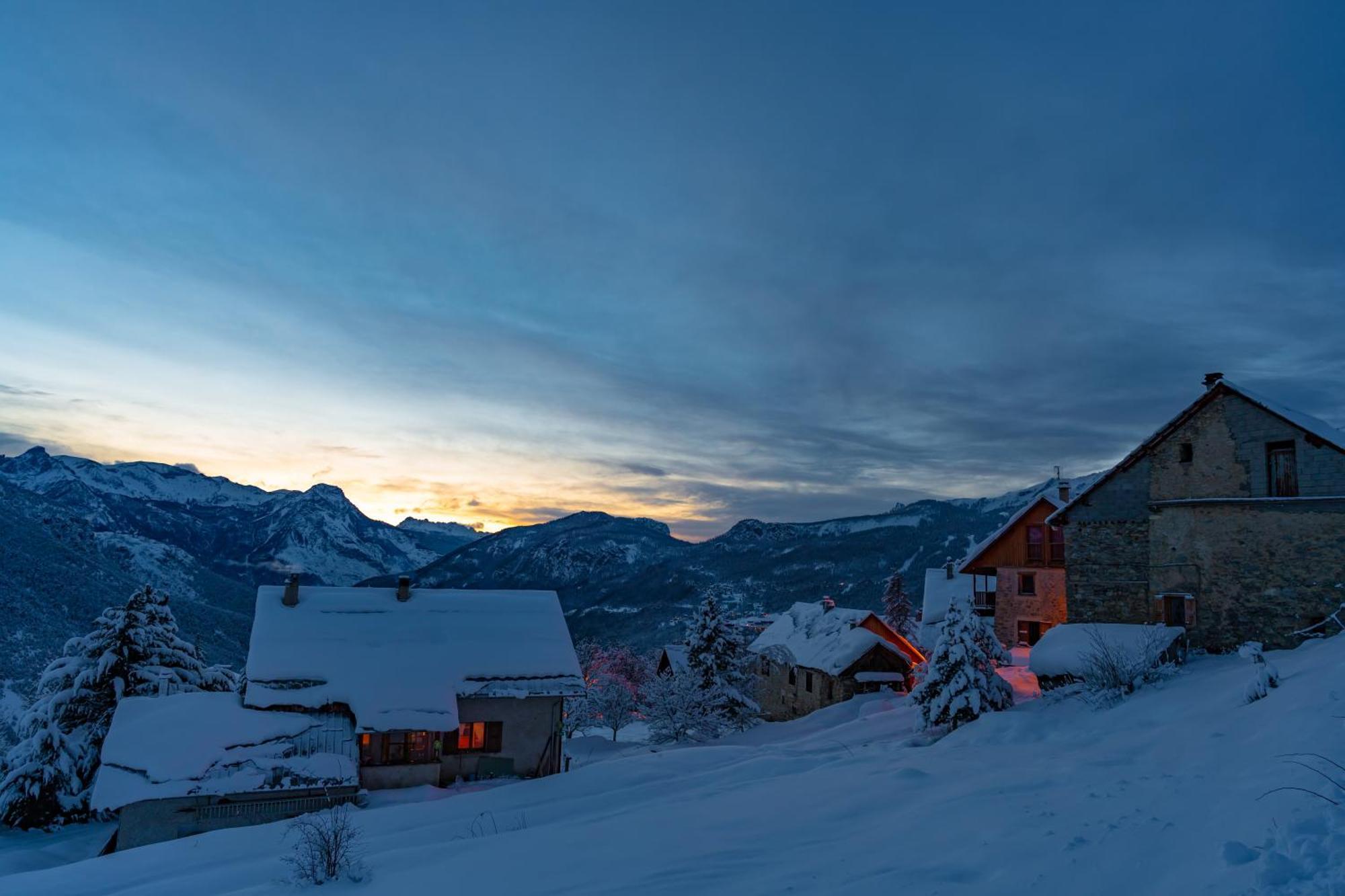 Ecrins De Cocon - Parc National Des Ecrins Appartement Pelvoux Buitenkant foto